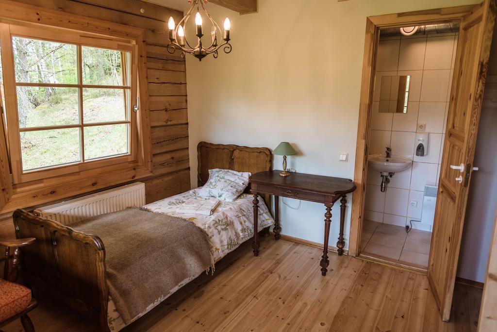 Vabalyne Guest House Vilkiskes Ngoại thất bức ảnh
