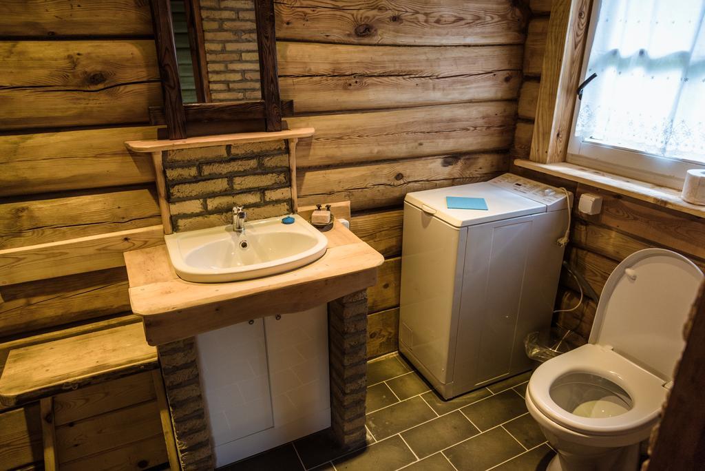 Vabalyne Guest House Vilkiskes Ngoại thất bức ảnh