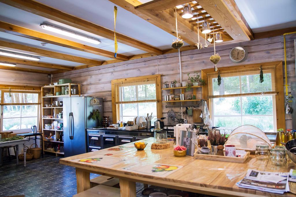 Vabalyne Guest House Vilkiskes Ngoại thất bức ảnh